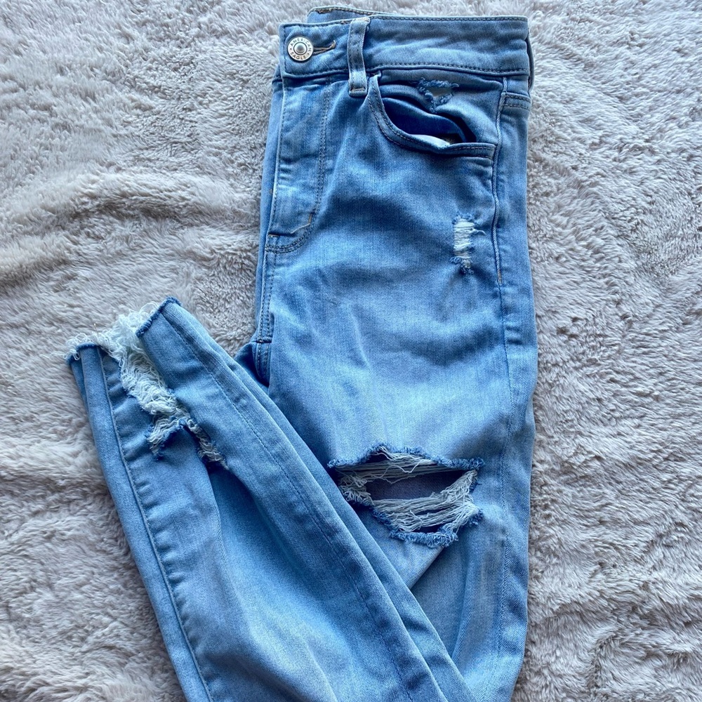 American Eagle Ne(x)t Level Ripped Super High-Waisted Stretch Jegging Size 6